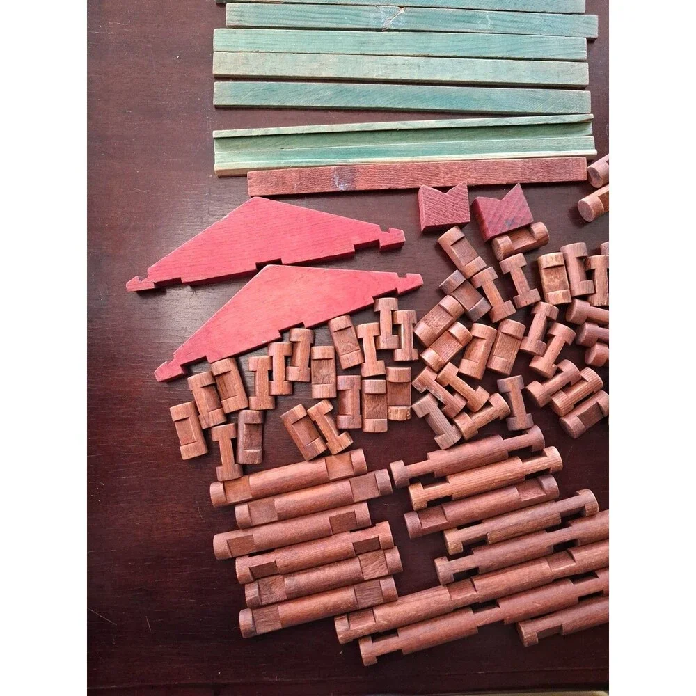 Vintage 1950s Lincoln Logs Set 2C in Round Canister